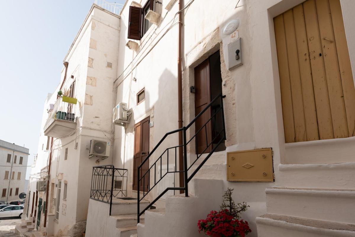 Casa Flanc - Charme Storico Nel Centro Di Ostuni Exterior foto