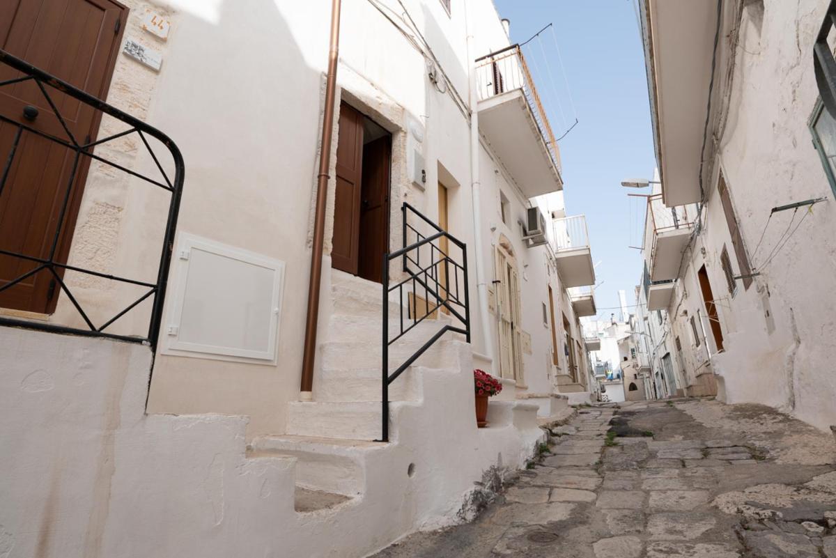 Casa Flanc - Charme Storico Nel Centro Di Ostuni Exterior foto